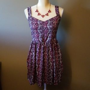 Pink ditsy floral dress with pockets! 🌸